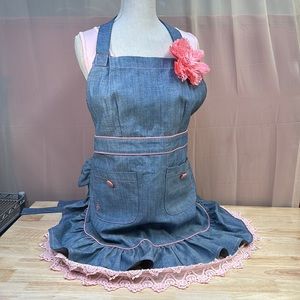 Jessica Steele Annie Denim Apron with Pink Flower
